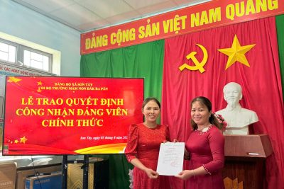 Lễ trao quyết định công nhận Đảng viên chính thức